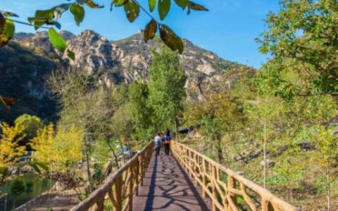 北京的“不来就不后悔”&nbsp;一个自然风景区&nbsp;&nbsp;，距离市中心60公里
